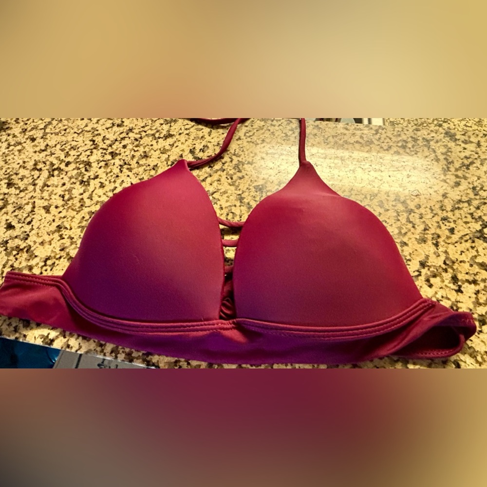 Full set Burgundy bikini (top & matching bottom!)